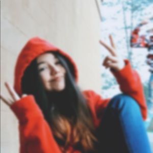 Meet your Posher, Vanessa